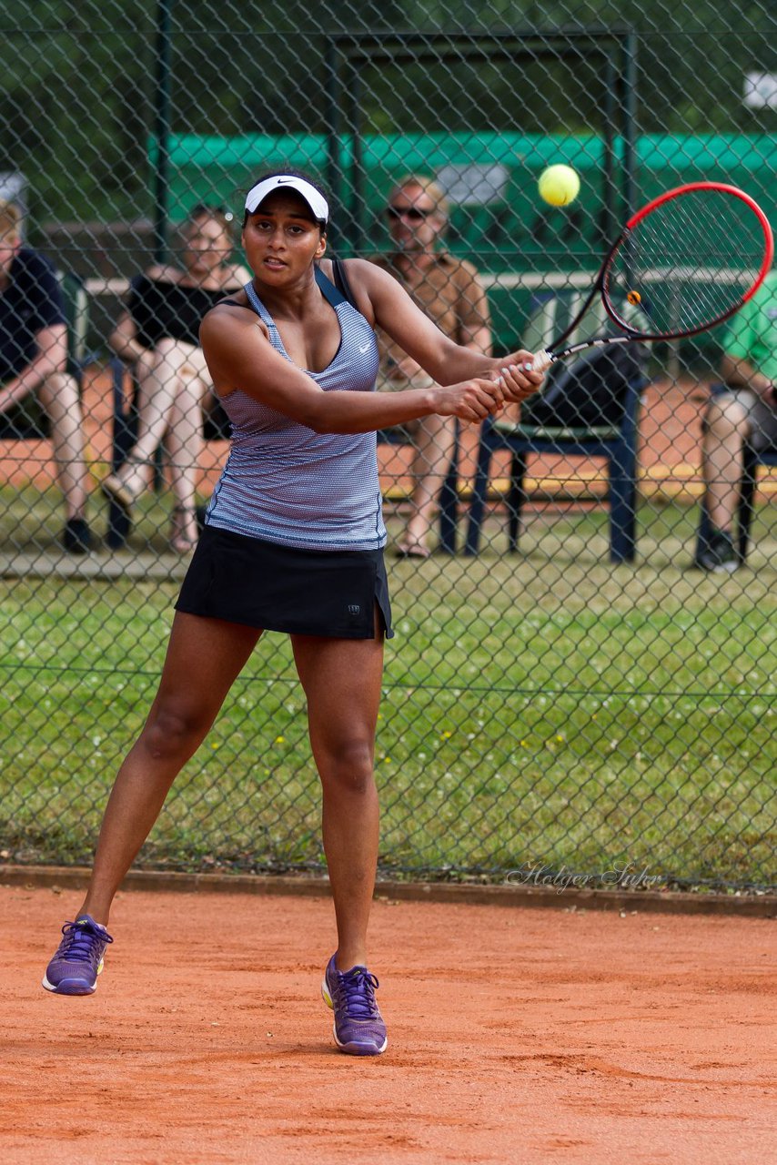 Bild 185 - Stadtwerke Pinneberg Cup 4.Tag